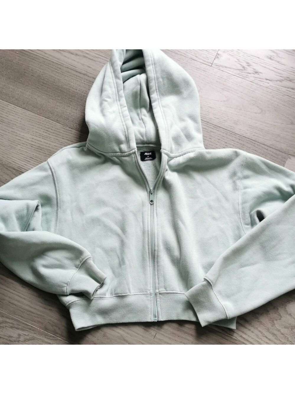 Ardene crop mint green junior hoodie. Size small. EUC